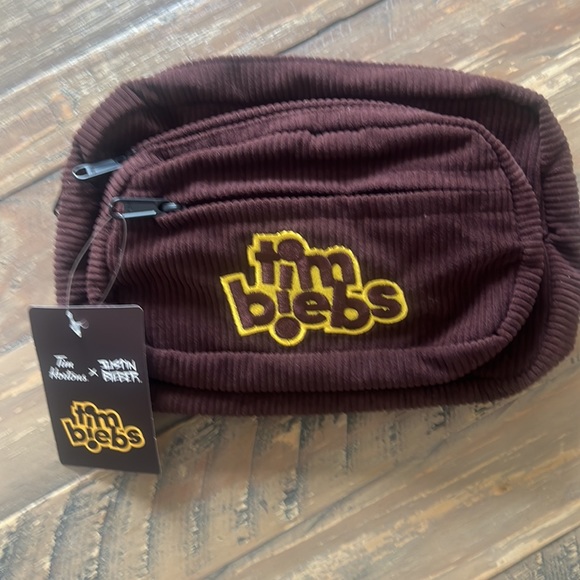 Tim Biebs - Fanny Pack, Reusable Tote and toque - Picture 7 of 8